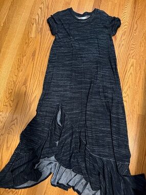 Black Marled Ruffle-Hem Maxi Dress